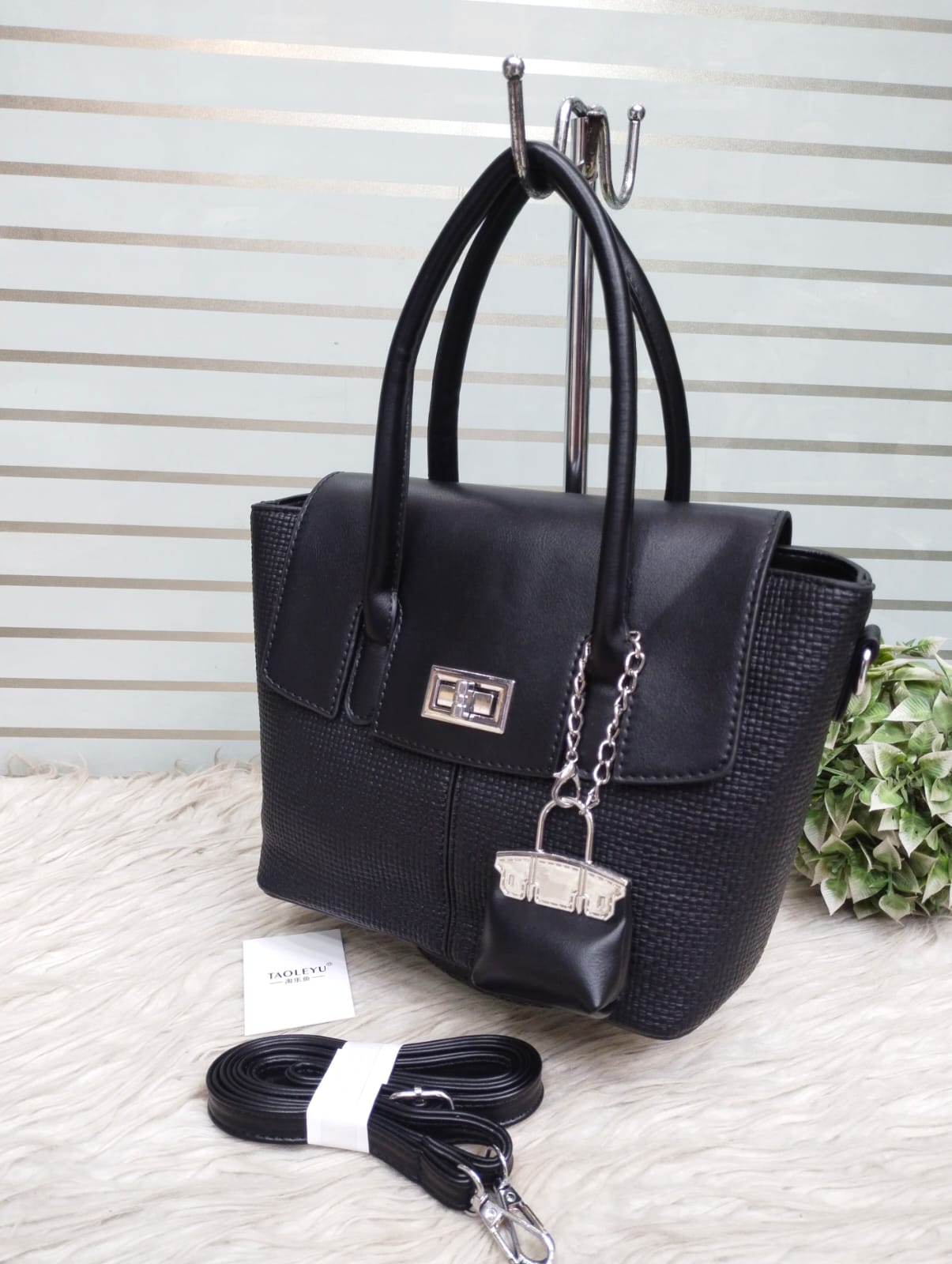 Handbag