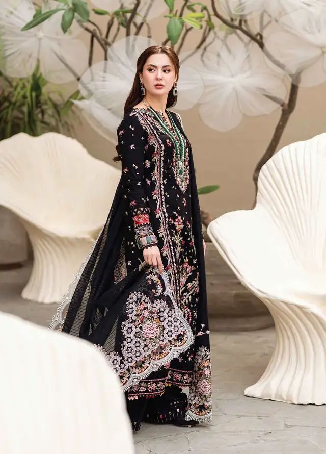 QALAMKAR LAWN COLLECTION