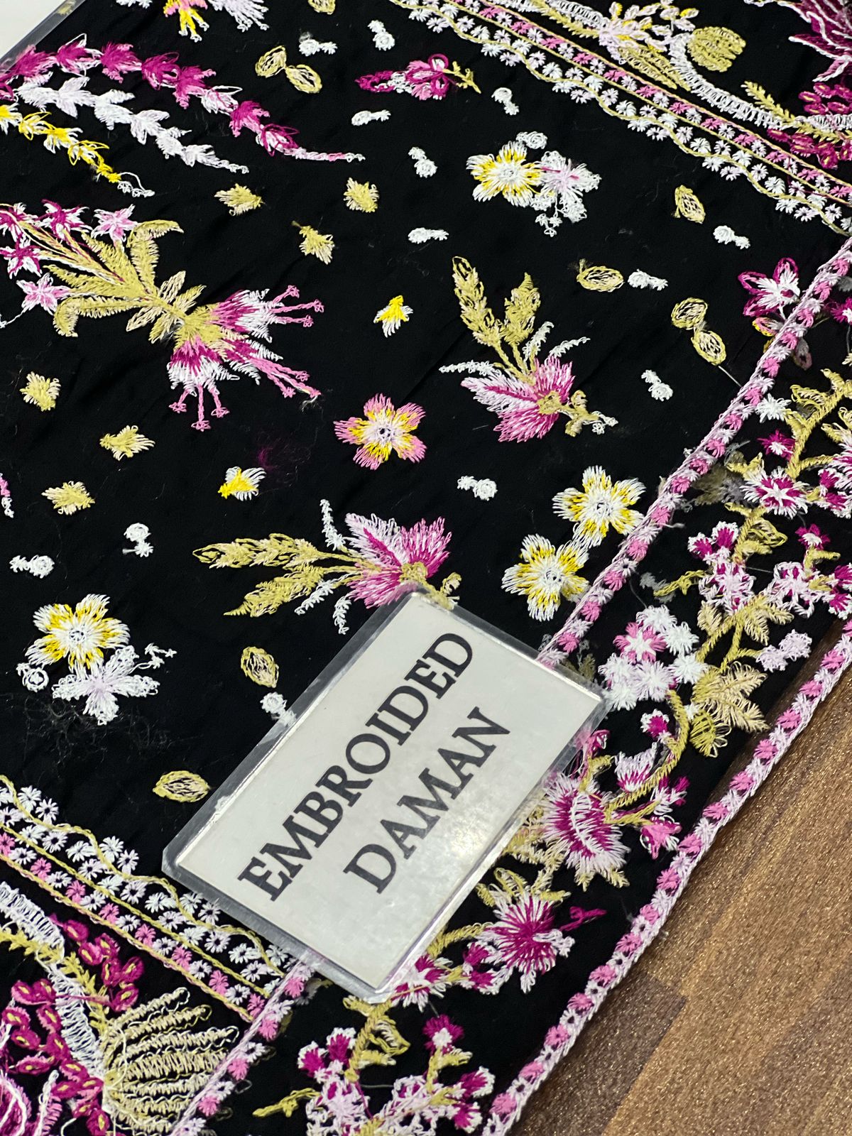 QALAMKAR LAWN COLLECTION