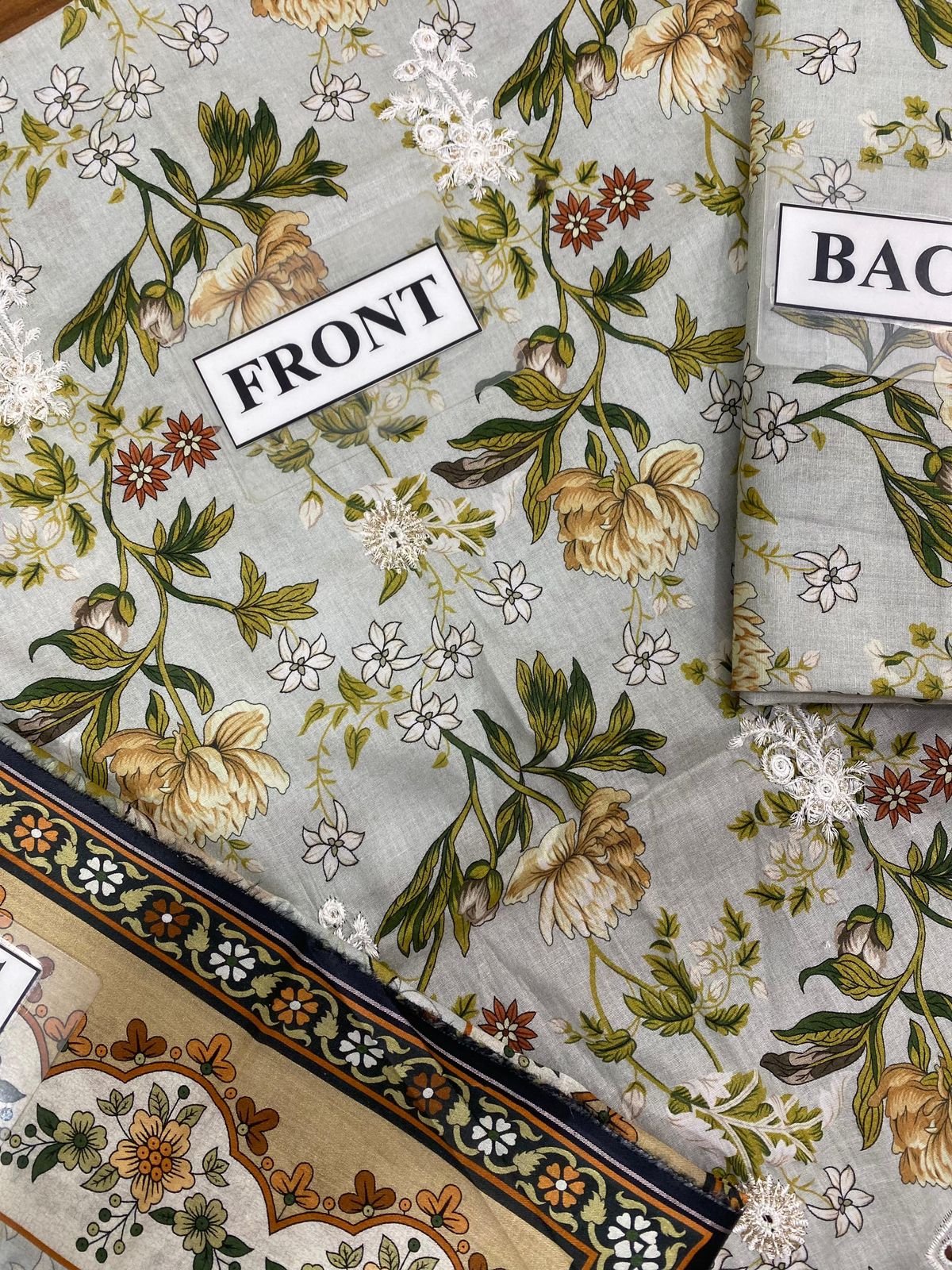 IMROZIA LAWN COLLECTION