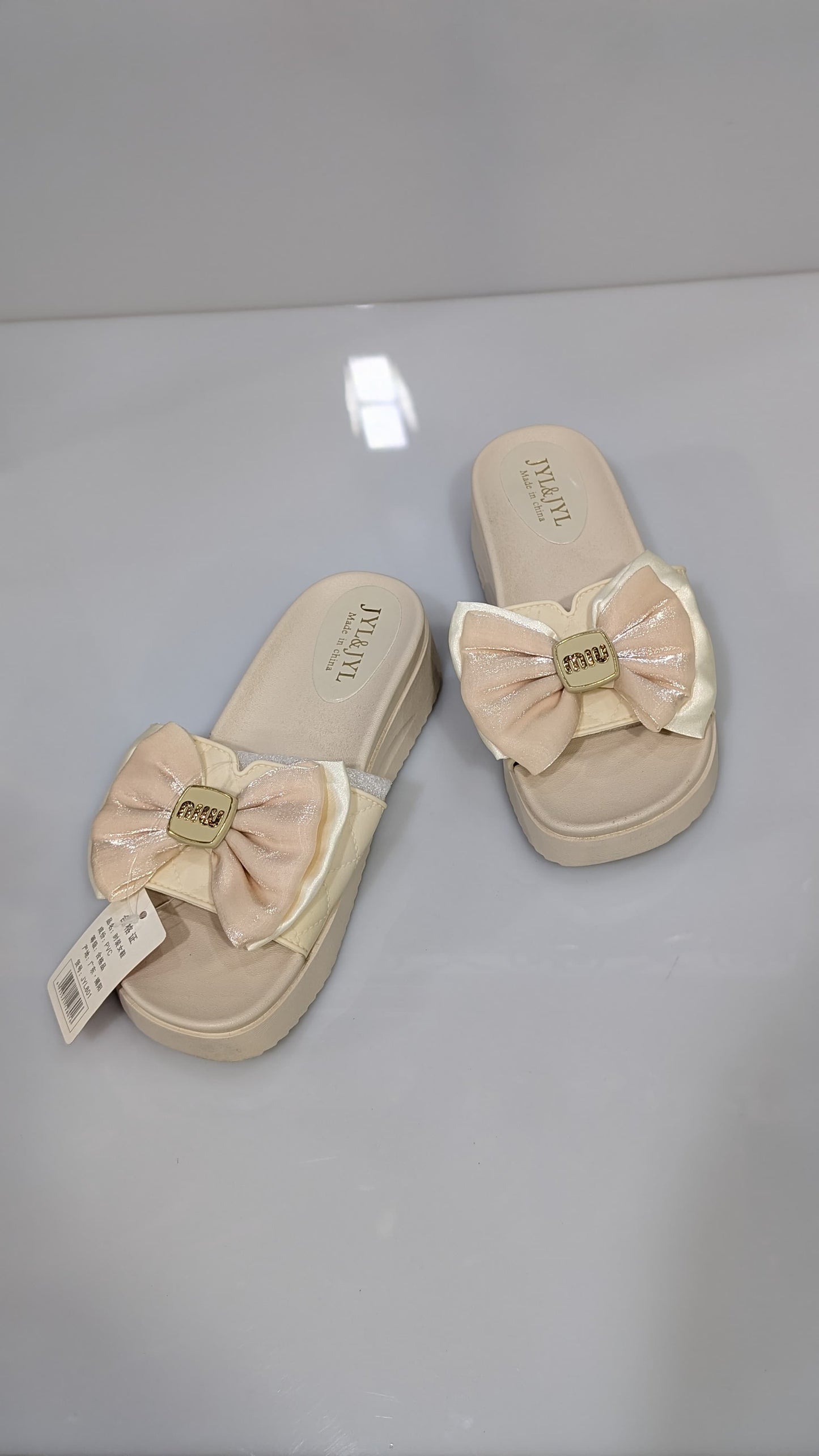 Slipper