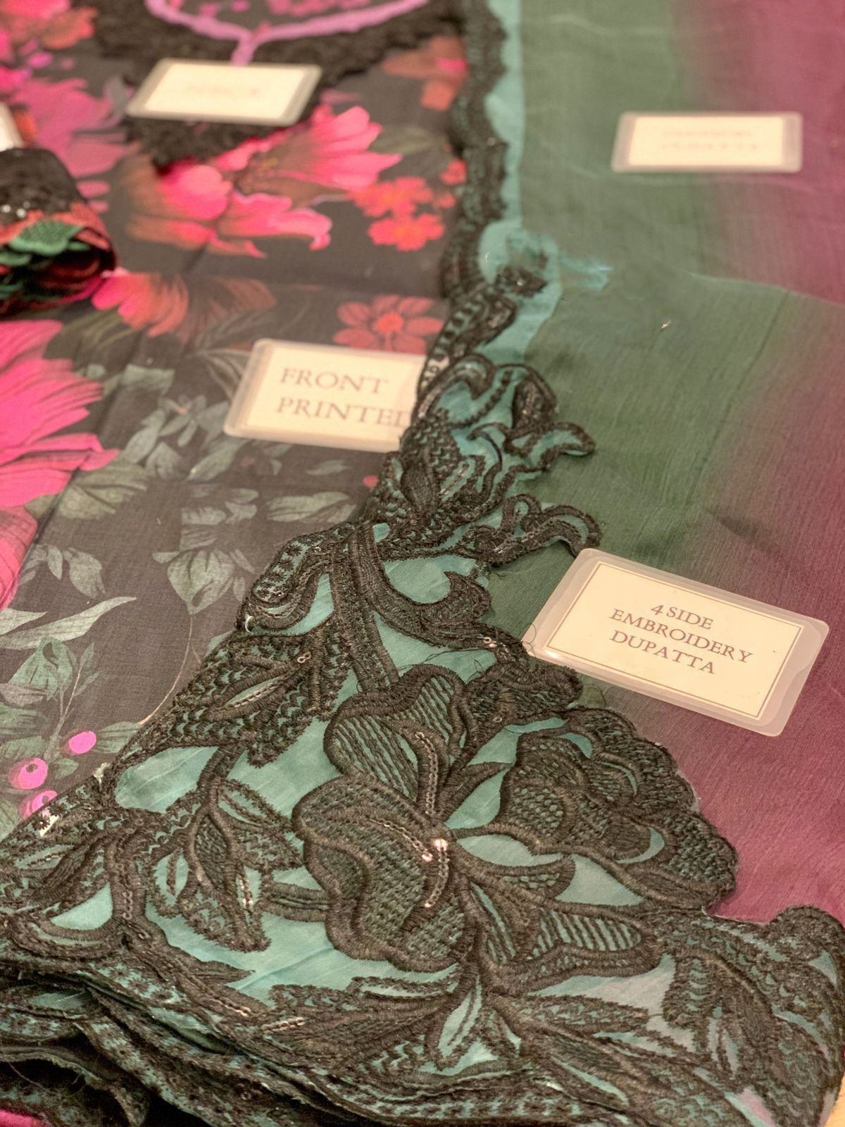 IZNIK LAWN COLLECTION