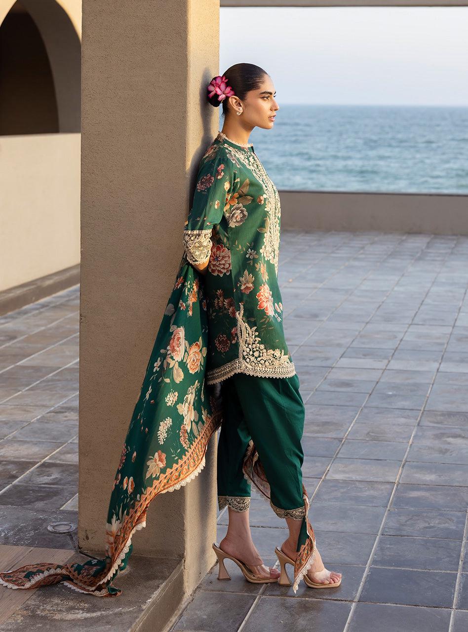 Zainab Chottani