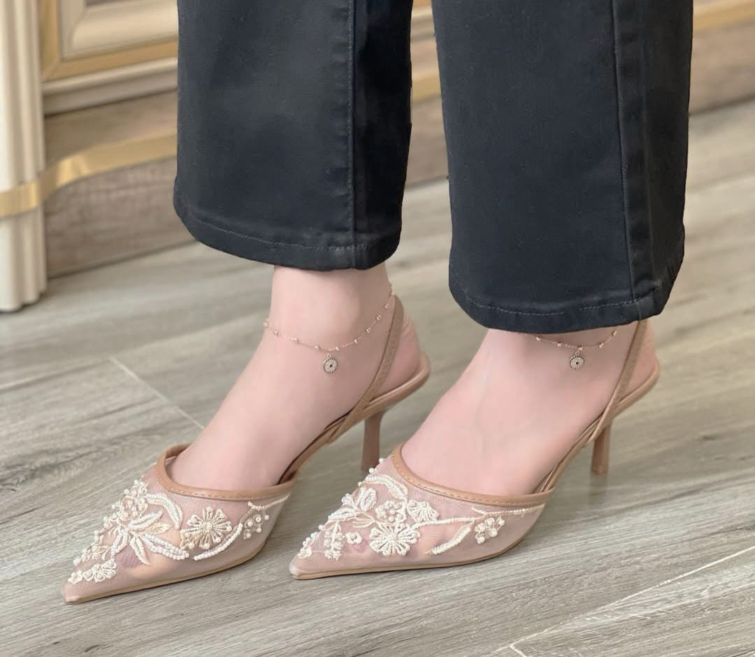 Eterna Bloom Heels