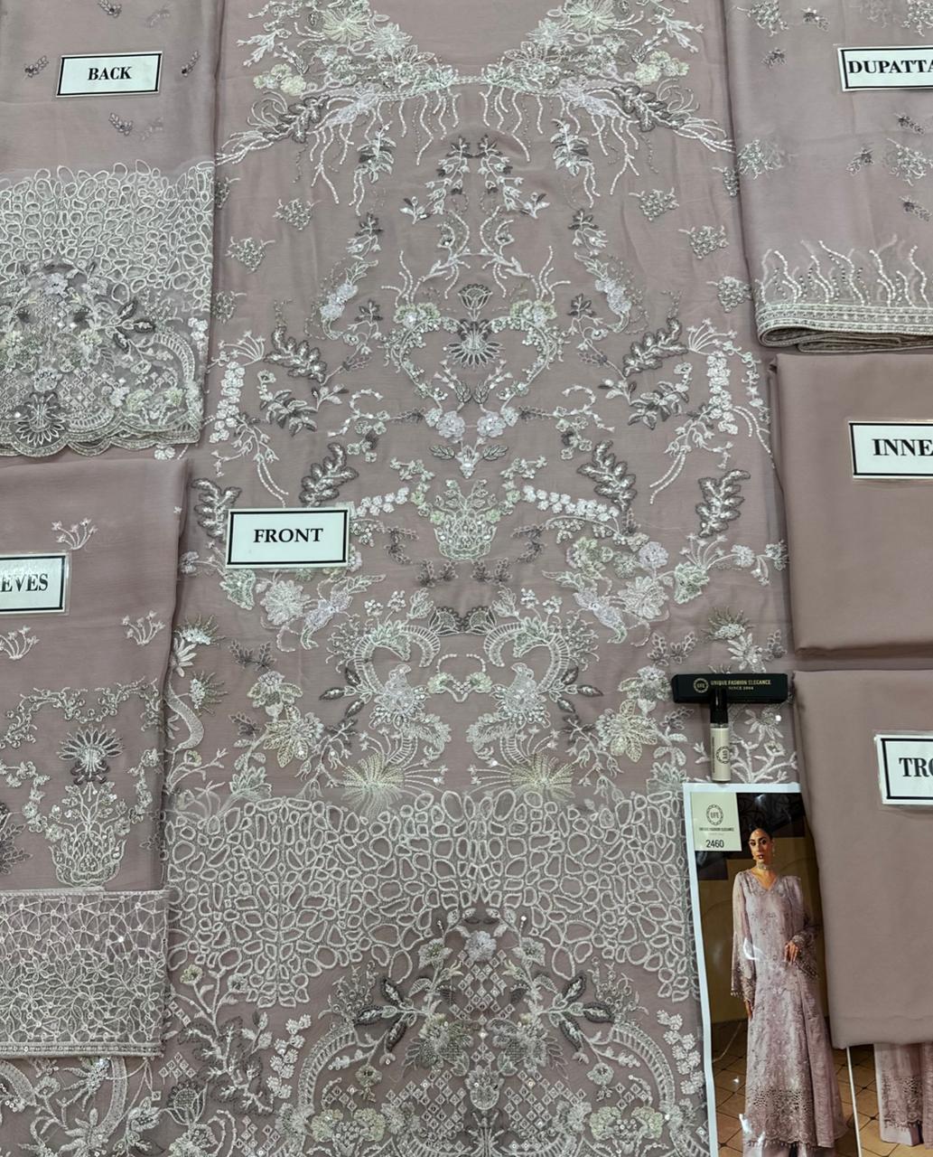 Laavish