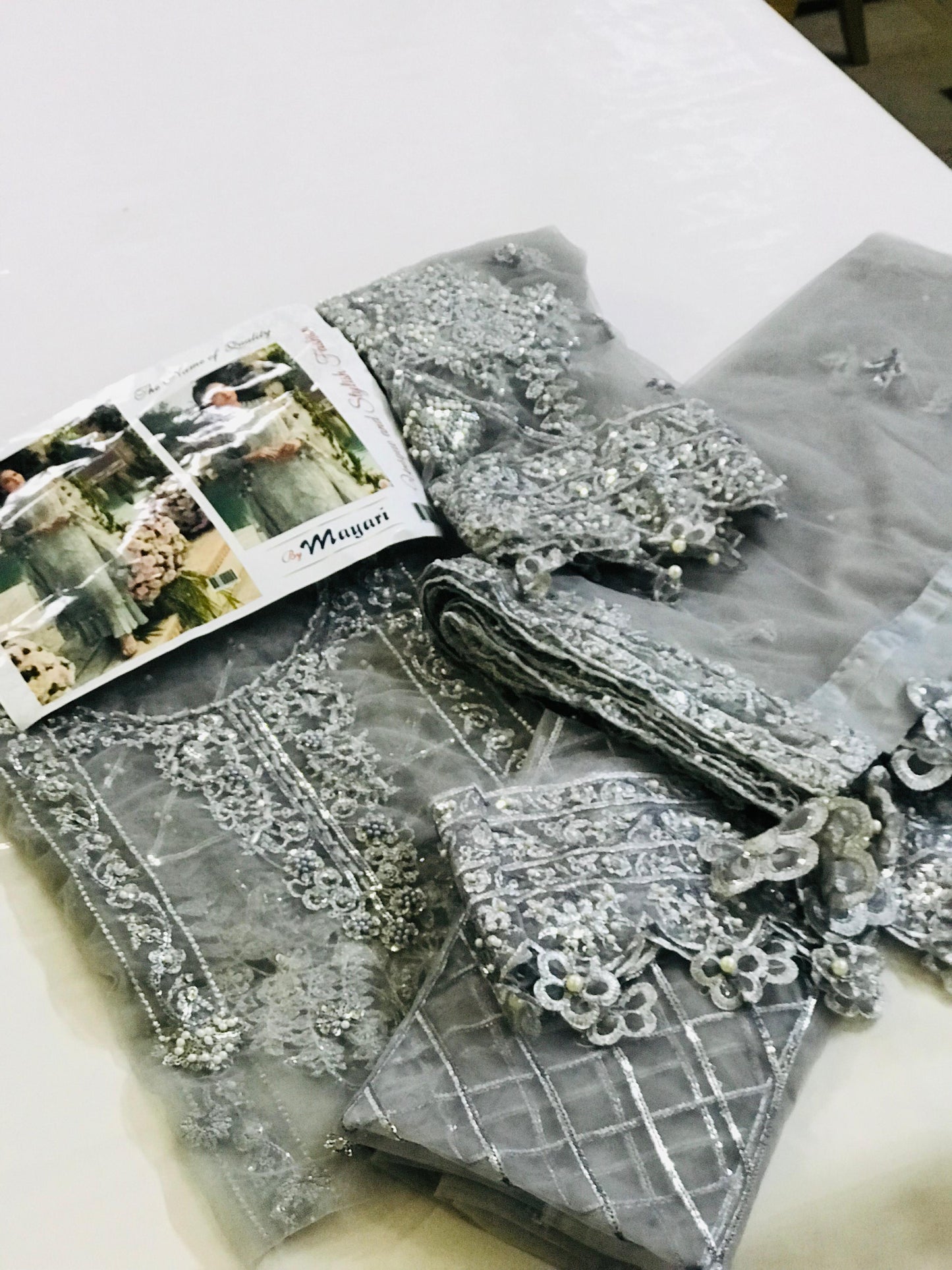 MEERAL LUXE