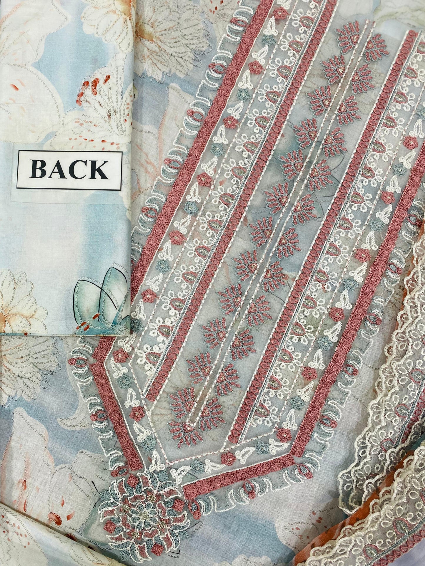 BAROOQUE LAWN COLLECTION