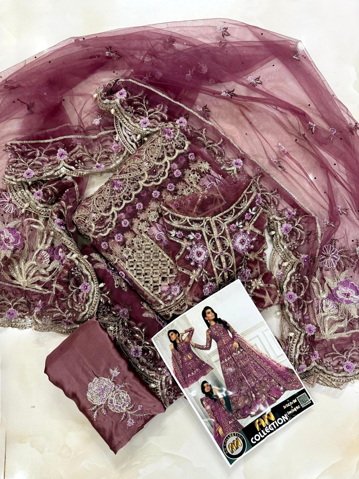 Maria-B Falsa Couture