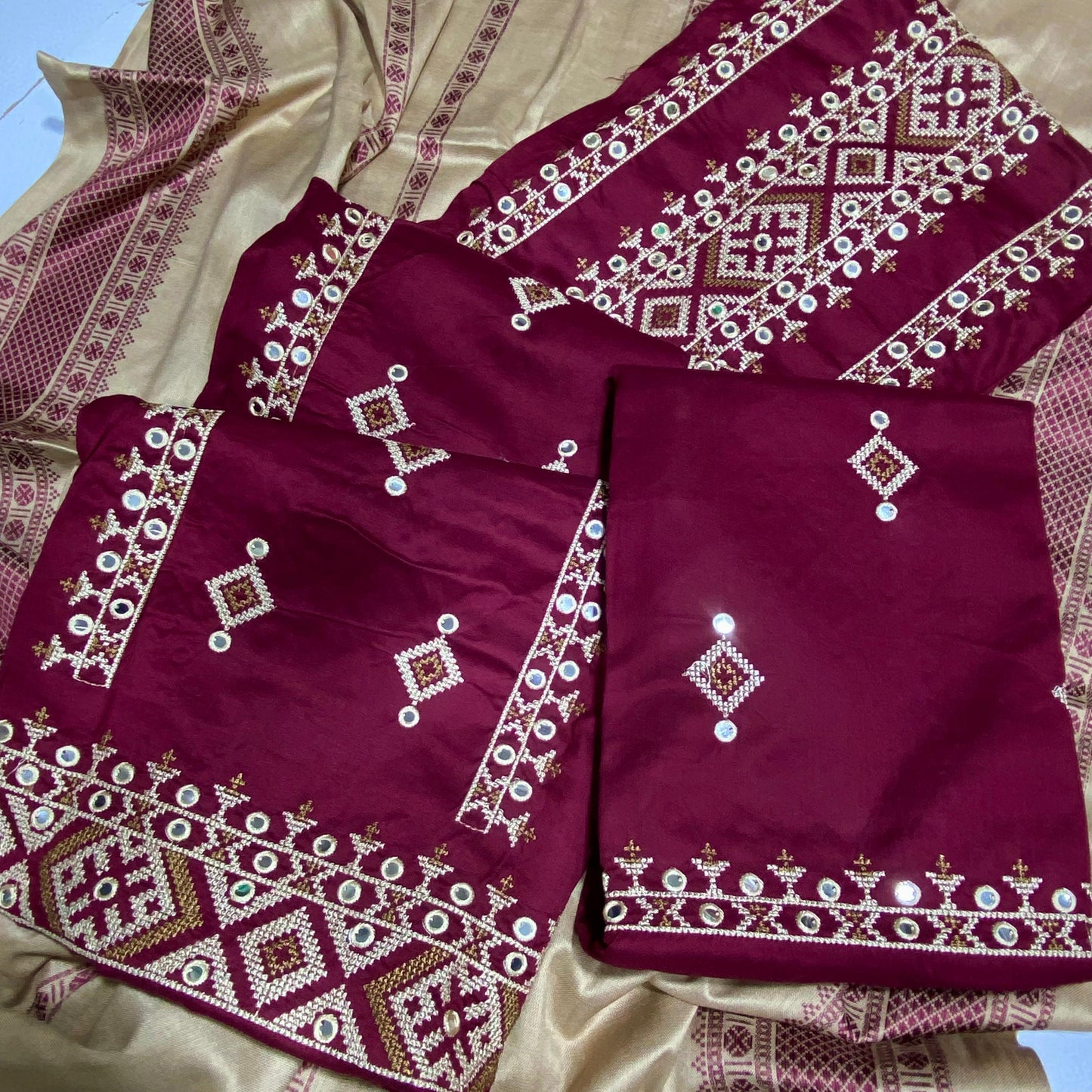 SUSI EMBROIDERY WINTER COLLECTION