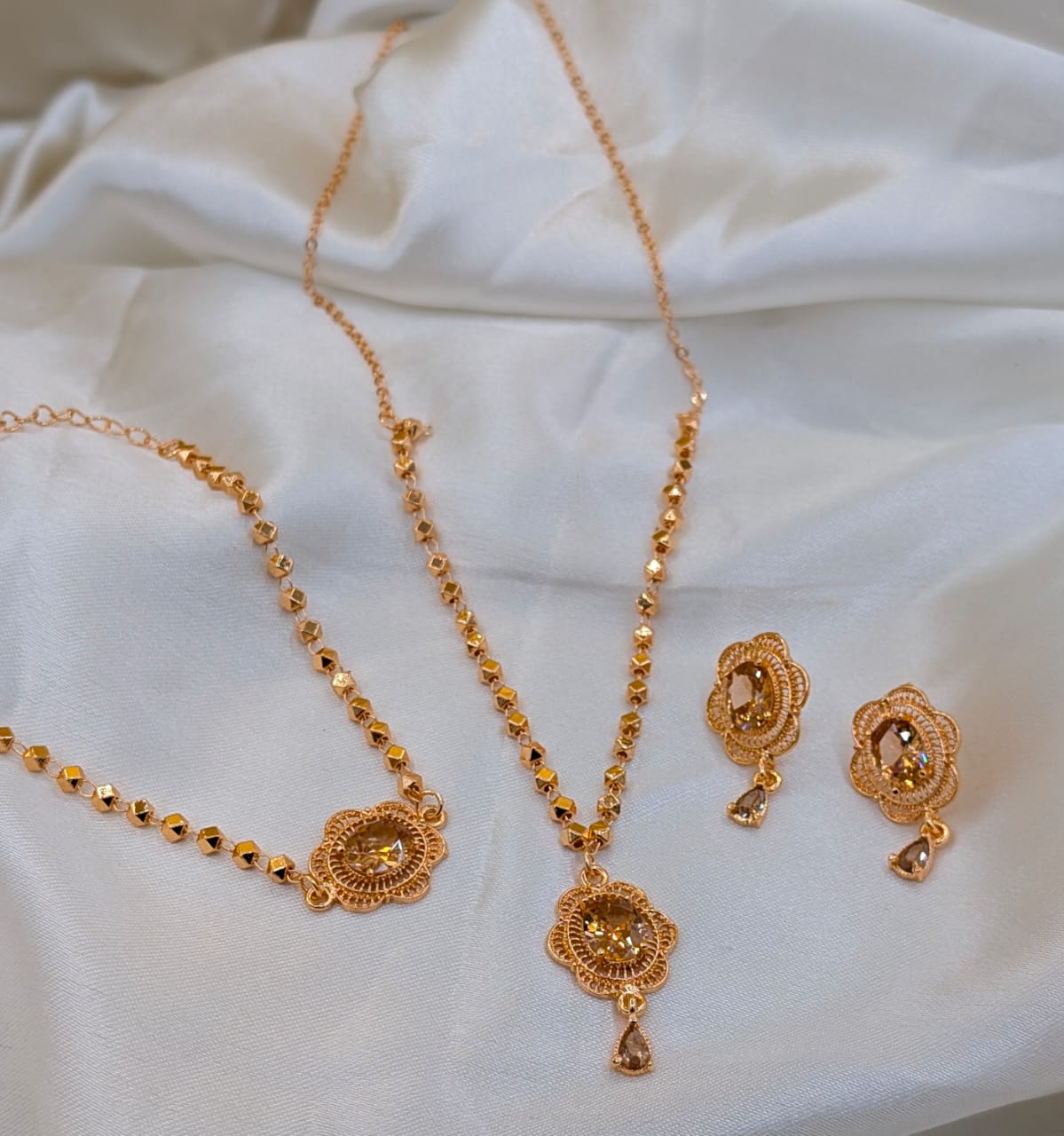 Necklace Set