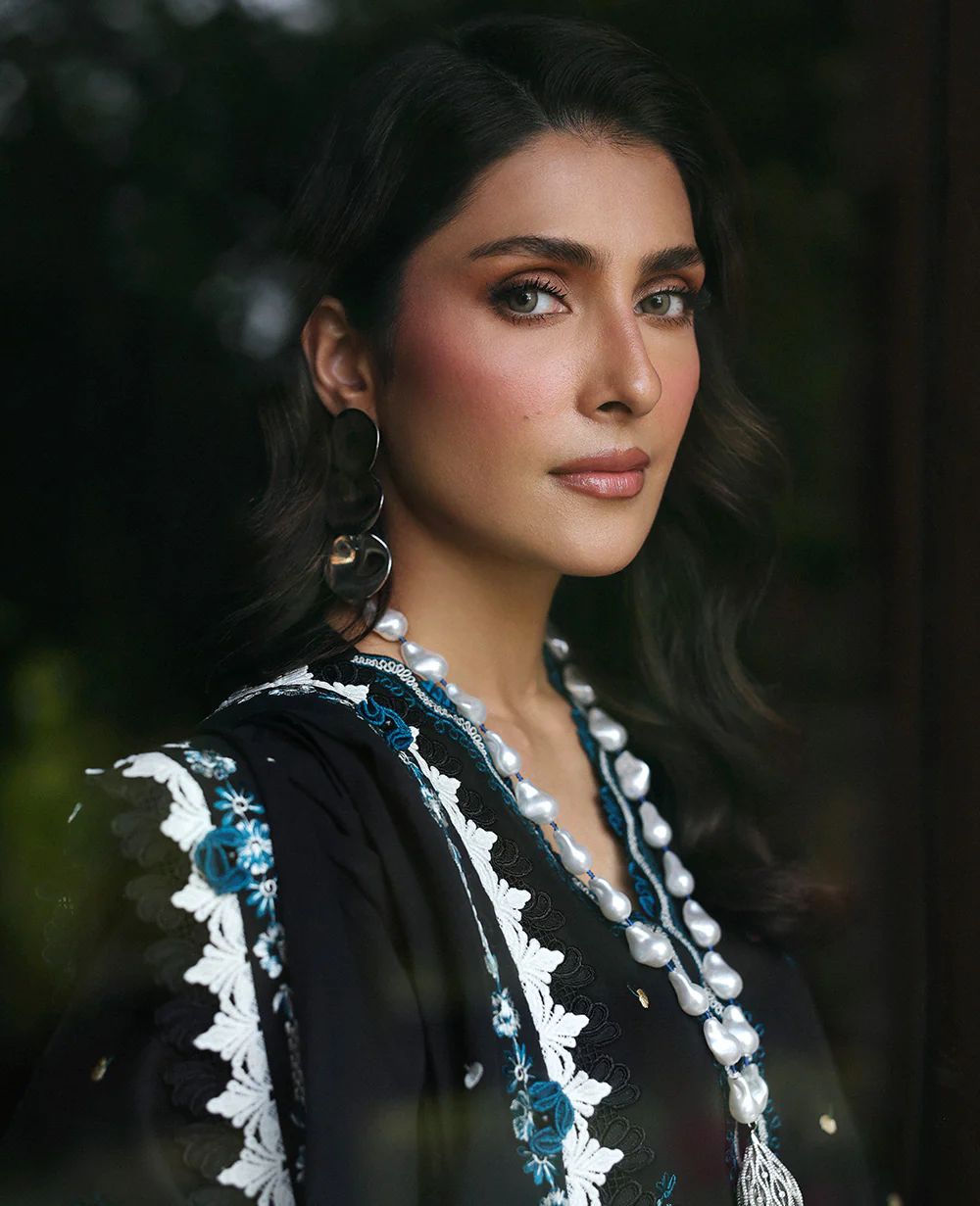 Republic Women's Wear