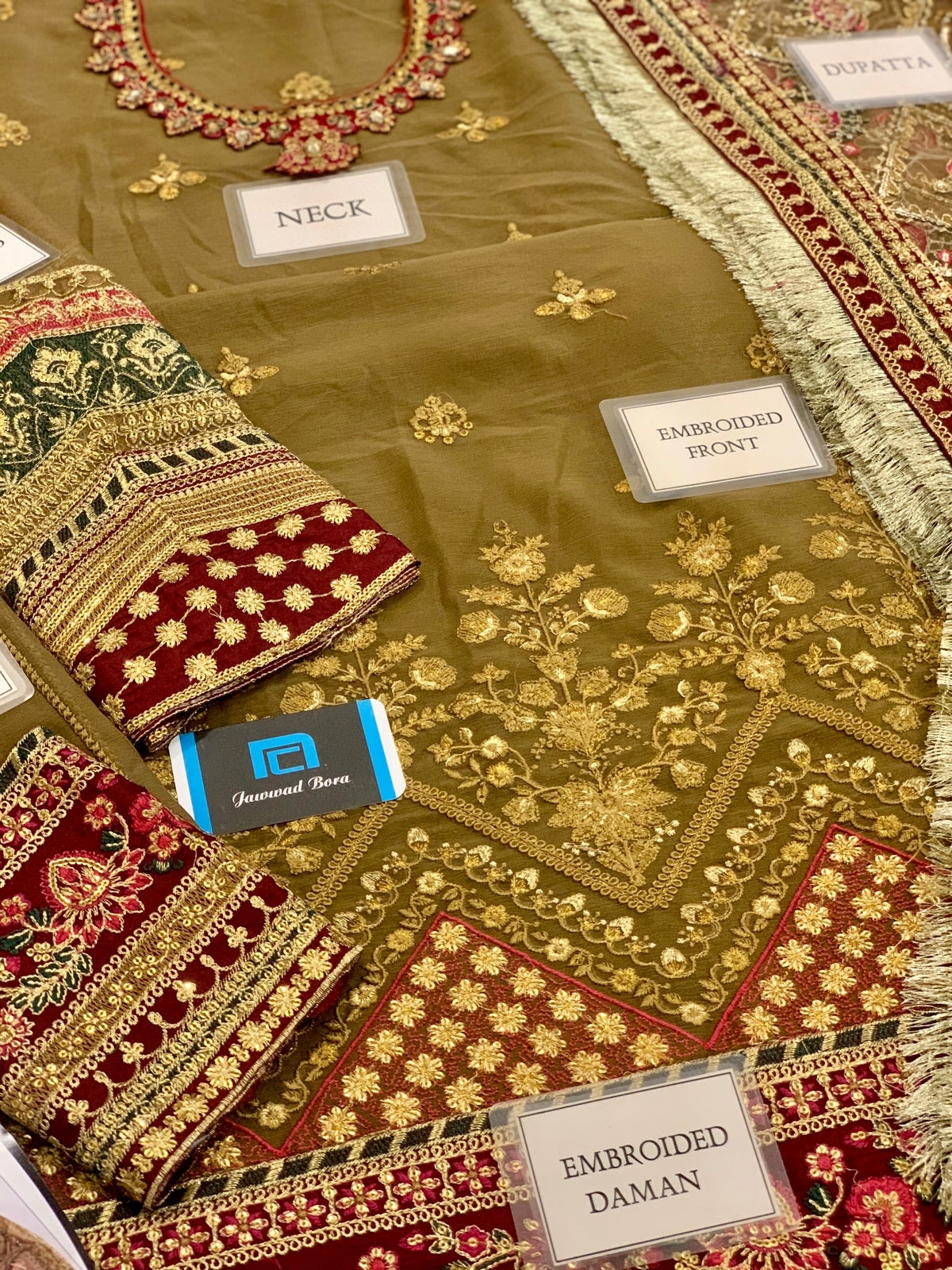 BAROQUE CHANTELLE COLLECTION