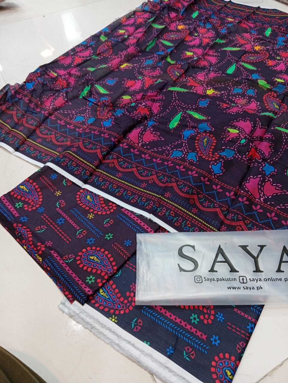 SAYA LAWN COLLECTION REPLICA