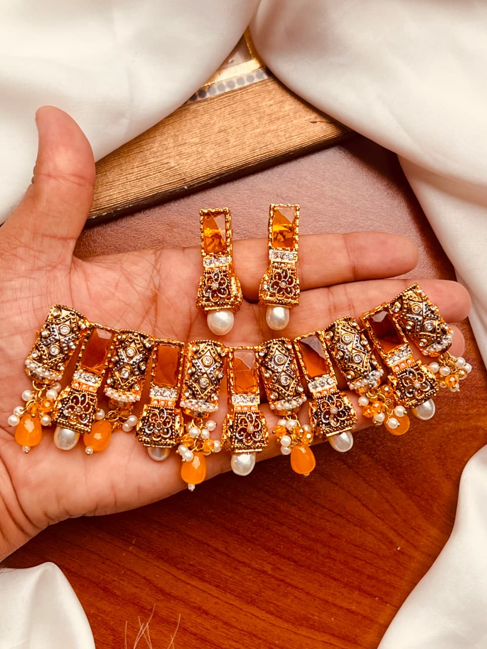 Choker Set