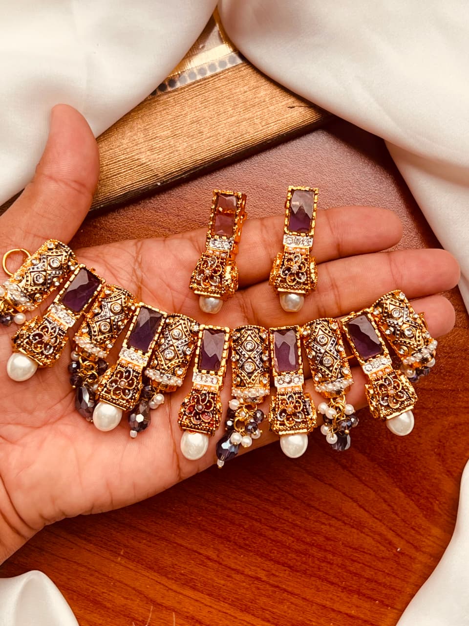 Choker Set