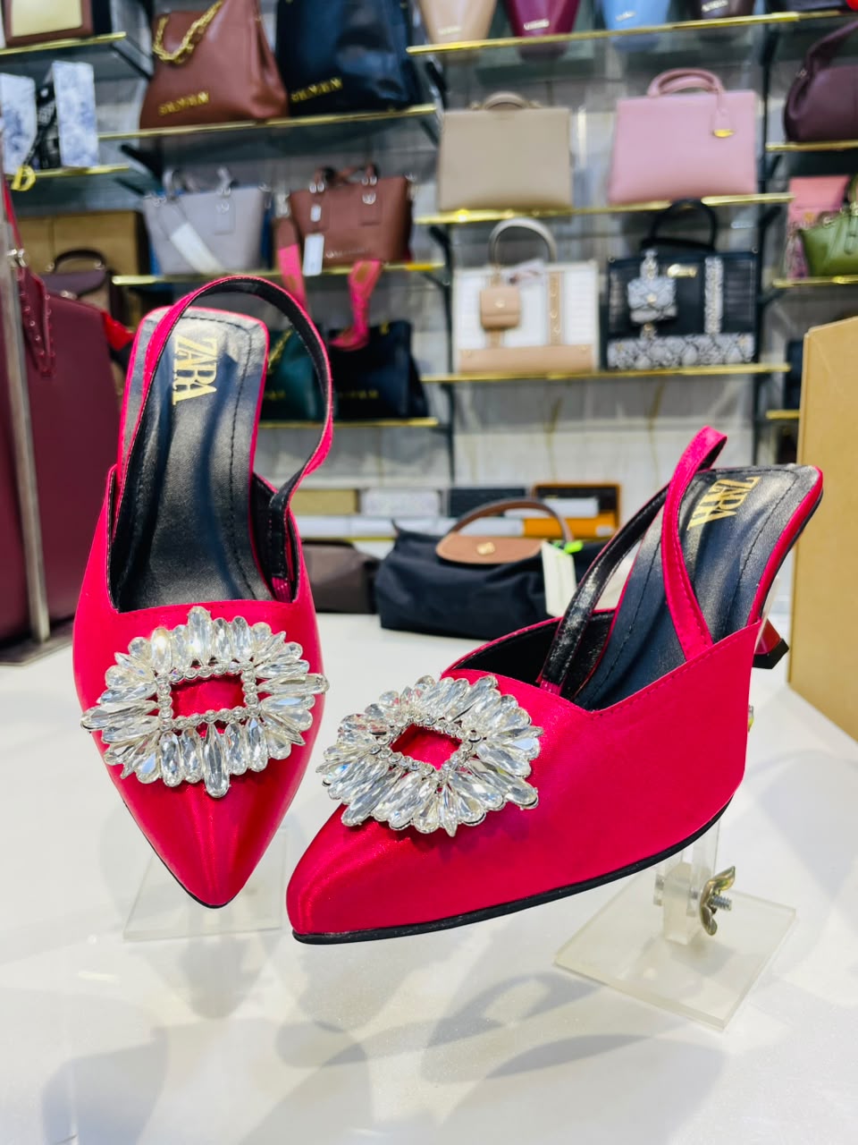 Zara Heel