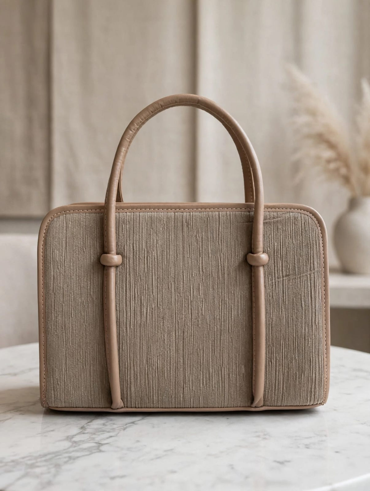 Hand bag