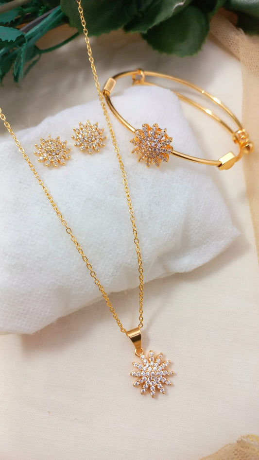 Zarkun Locket chain tops