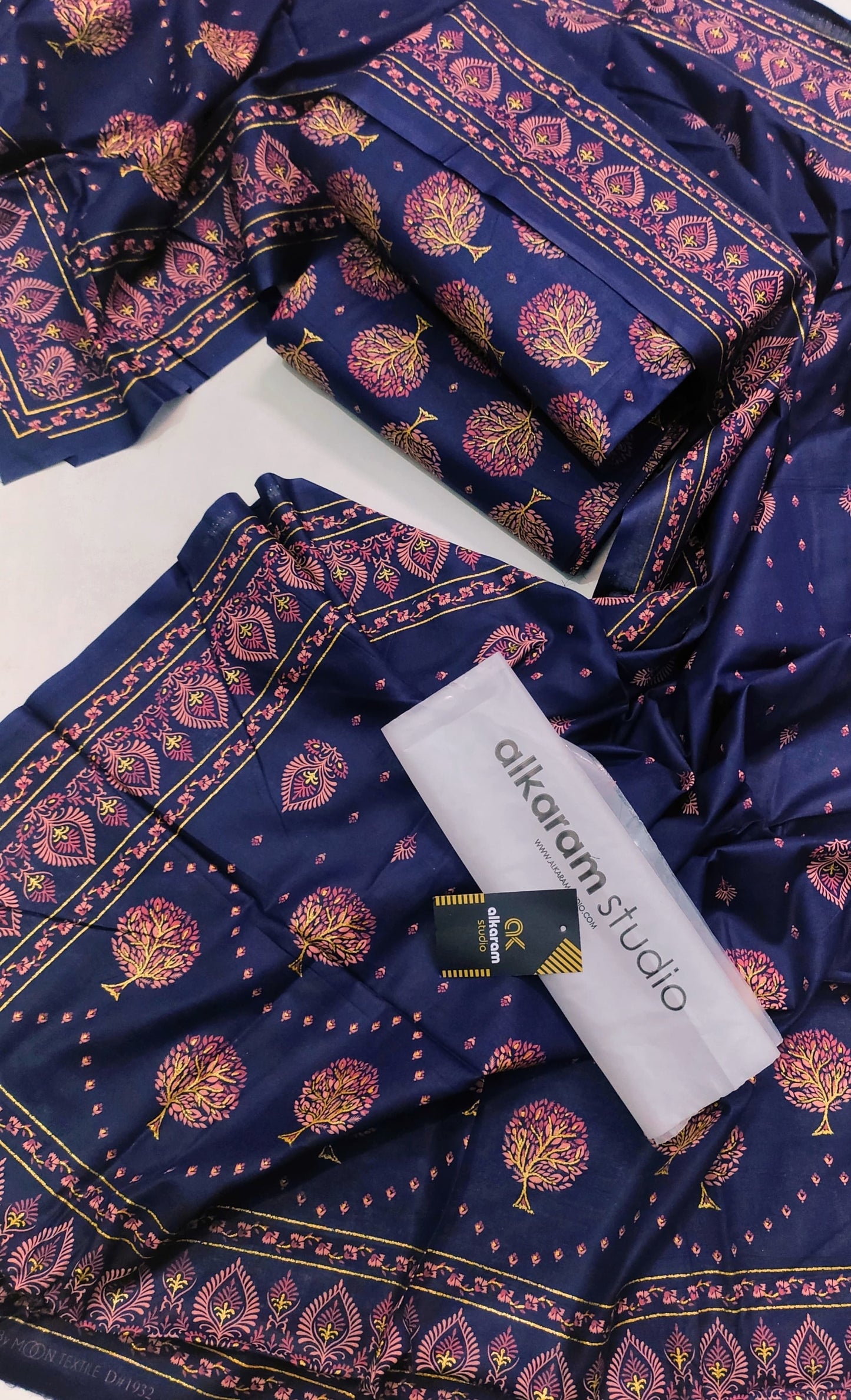 Al-Karam Kasturi Cotton Printed 3 Pcs Suit