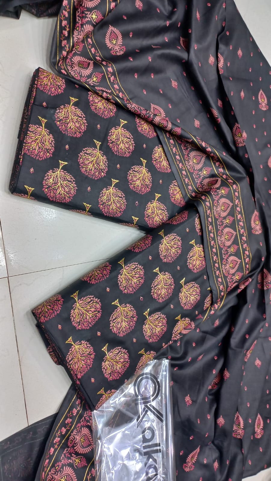 Al-Karam Kasturi Cotton Printed 3 Pcs Suit