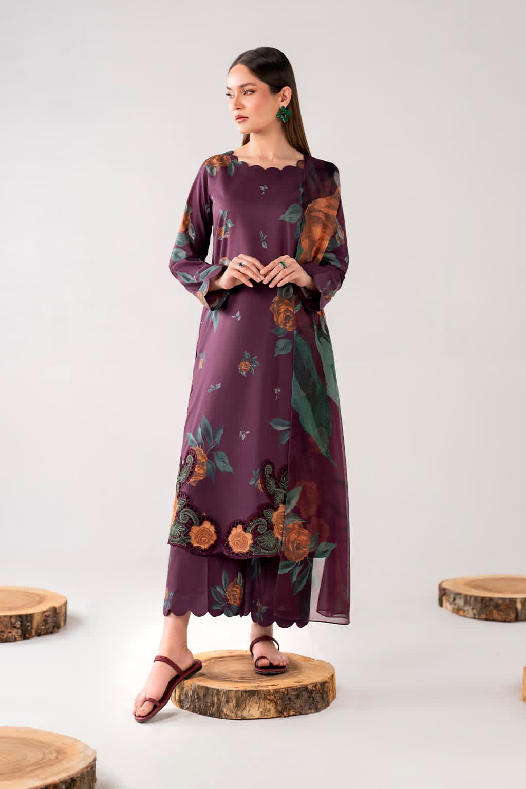 Iznik Lawn Collection