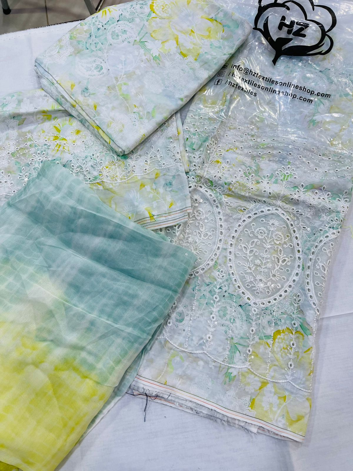 Chickan kari Embroidered 3 Piece Collection