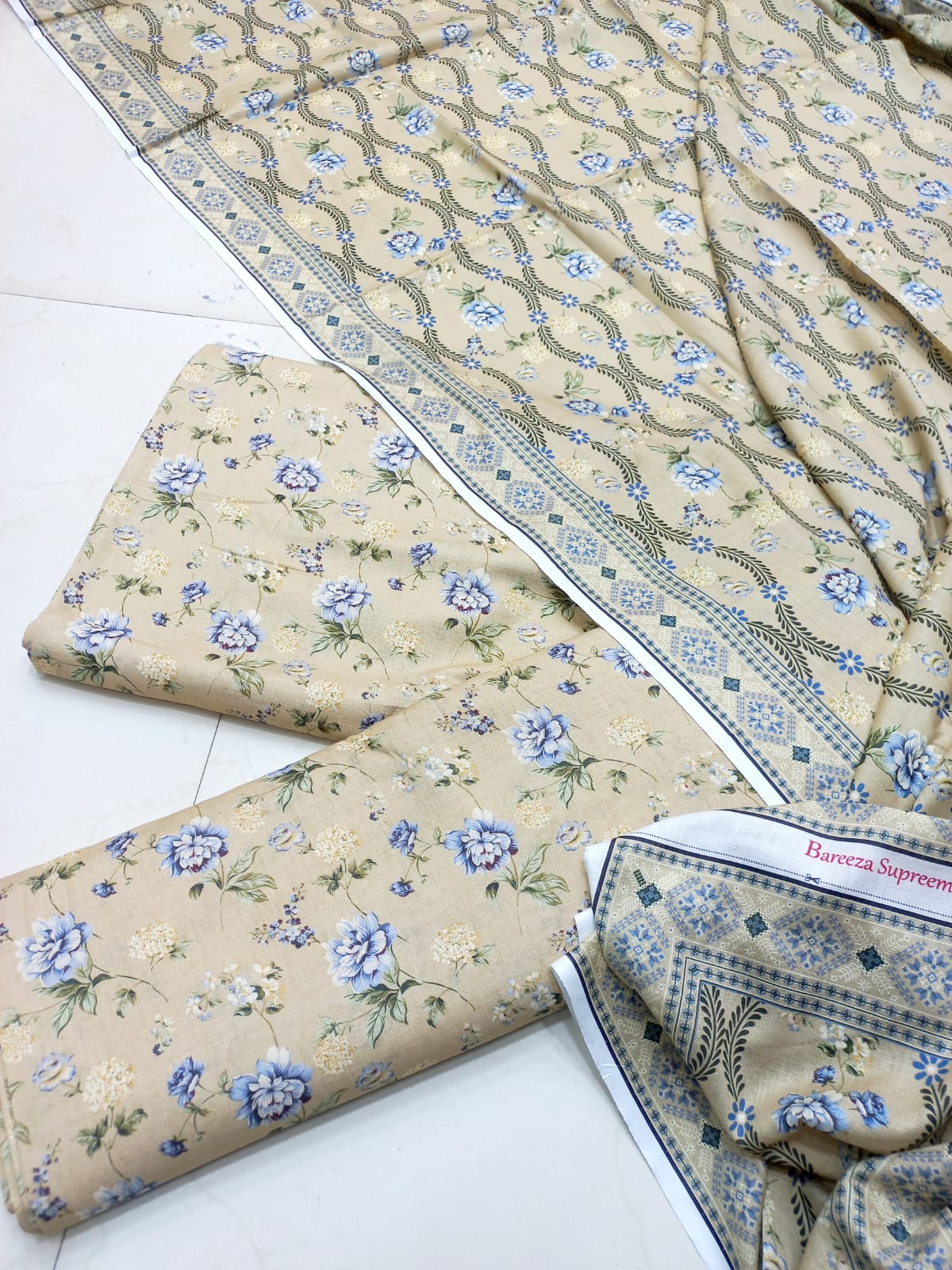 Bareeze Lawn 3 Pcs Printed