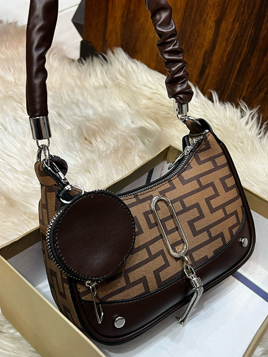 Girl’s heavy crossbody bag