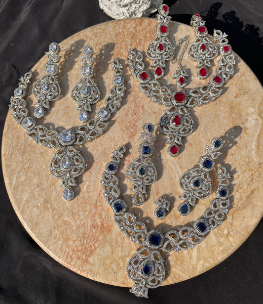 Necklace Earrings with Tika