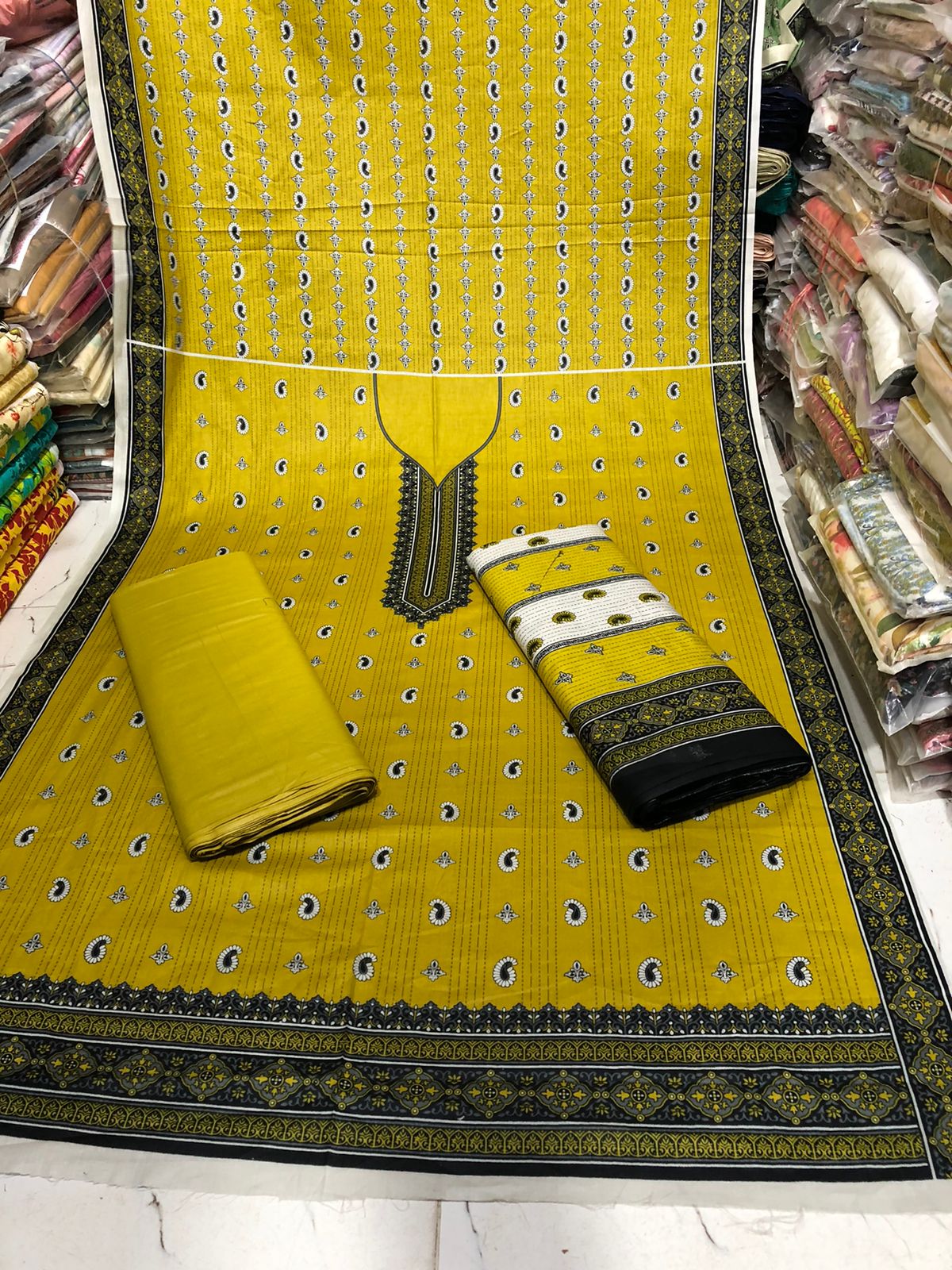 Al-Karam Kasturi Classic Lalazar Classic Collection