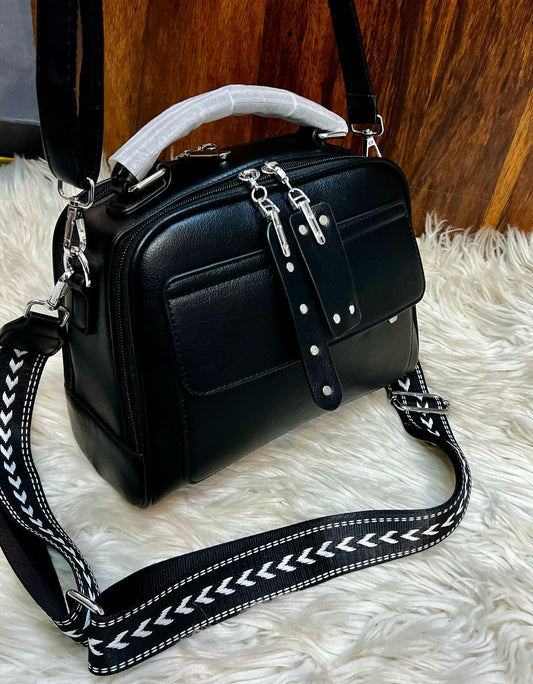 Versatile Vintage Women's Handbag