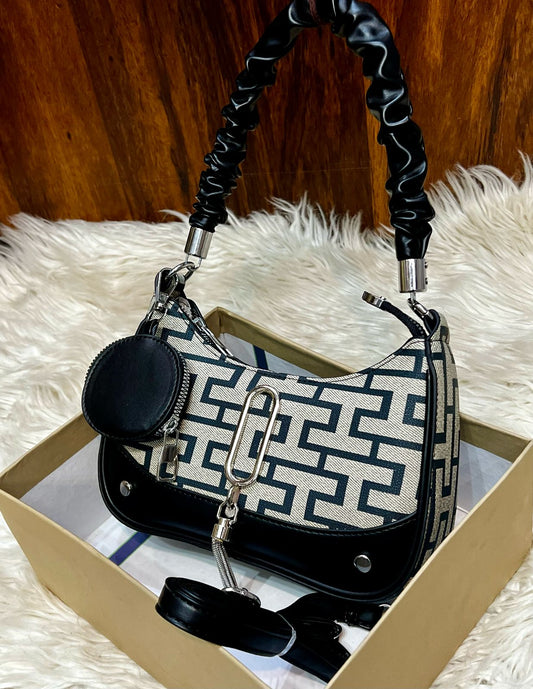 Girl’s heavy crossbody bag