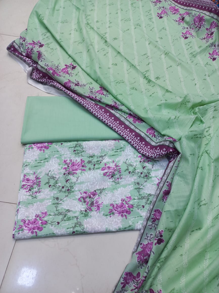 Wrinkle Free by Lakhany