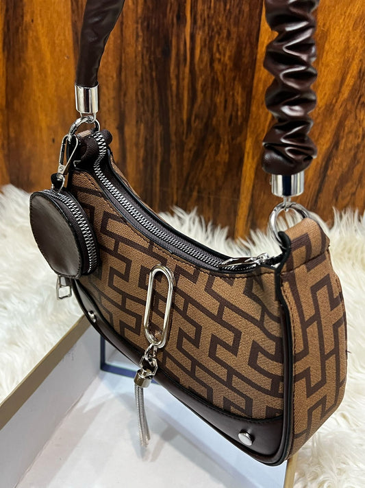 Girl’s heavy crossbody bag