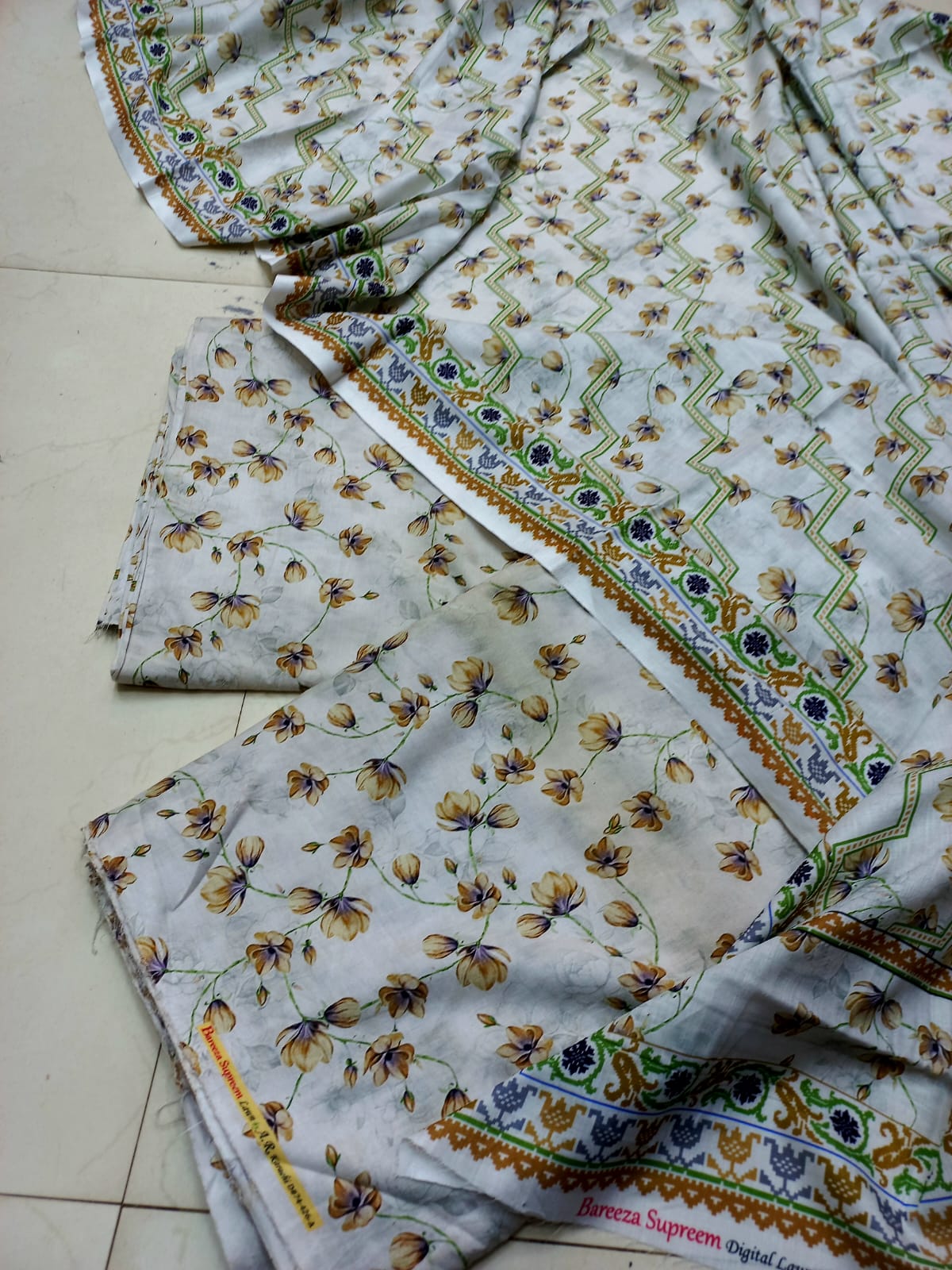 Bareeze Lawn 3 Pcs Printed
