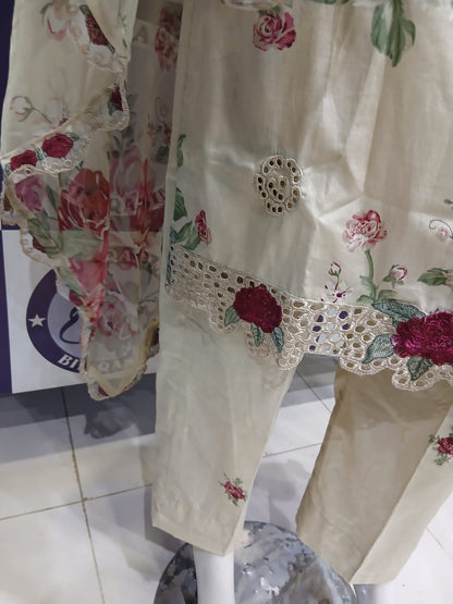 IZNIK STITCHING