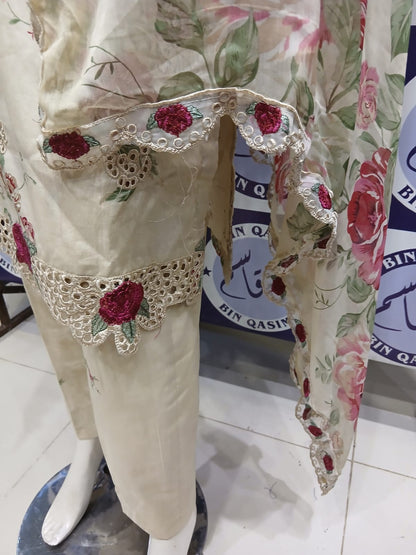 IZNIK STITCHING
