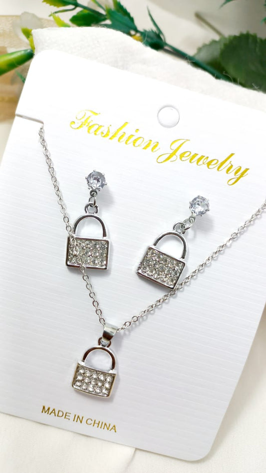 Tala chain locket