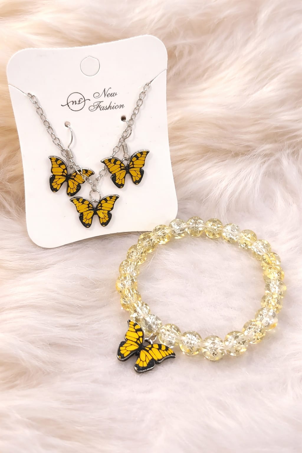 Fancy China Locket Set With Breslate