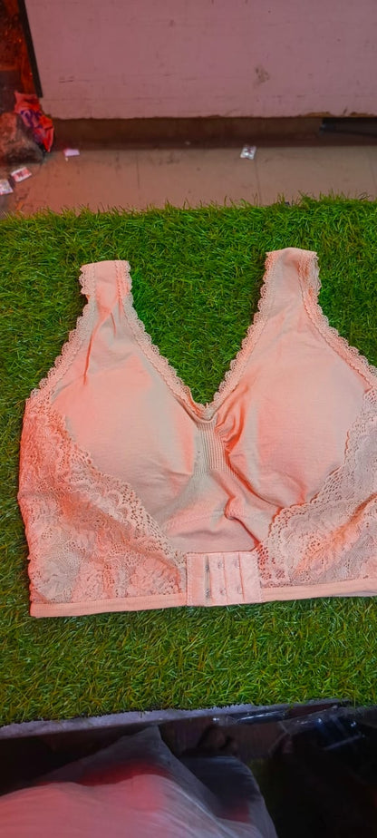 Breast tighting bra