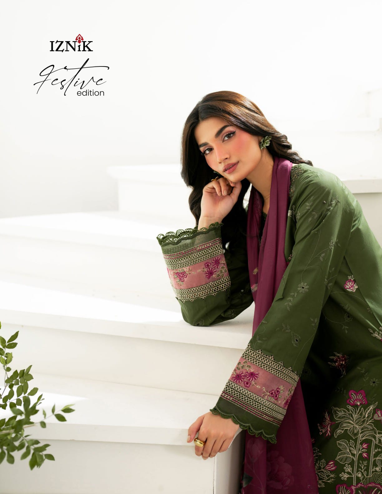 IZNIK LUXURY FESTIVE EDITION