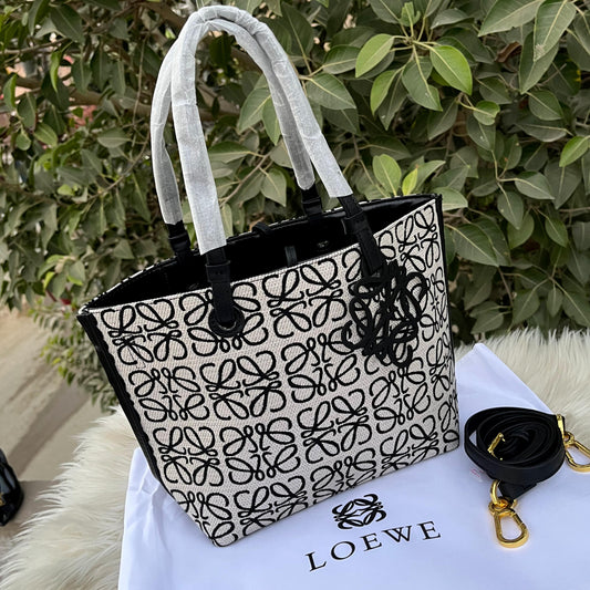 LOEWE Handbag