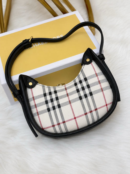 Moon Bag