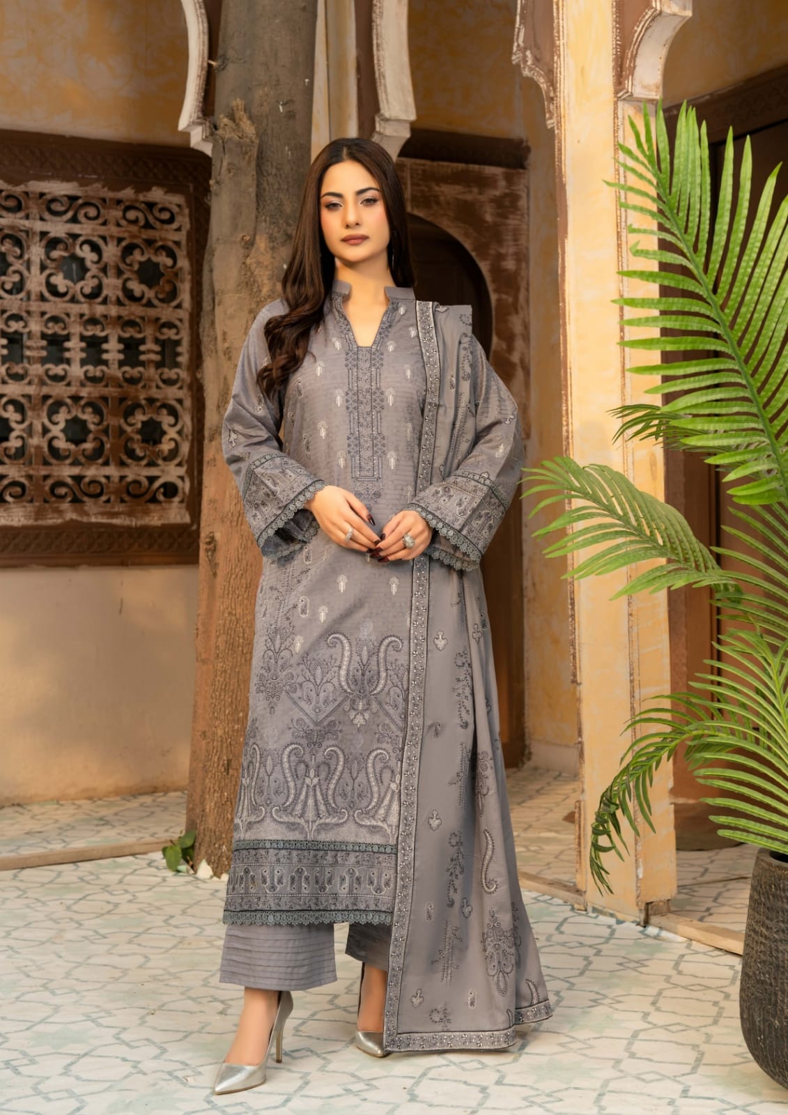 LIBASE KHAS BY AALAYA