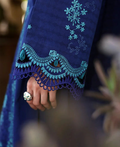 Republic Women's Wear