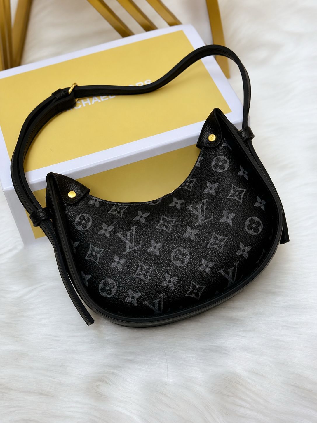 Moon Bag