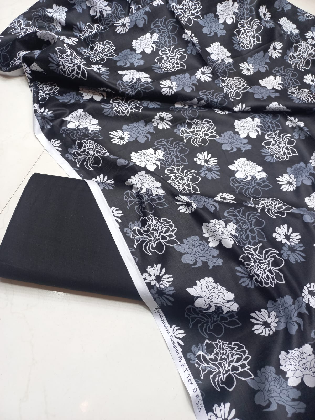 Classic Lawn Printed Shirt Plain Trouser