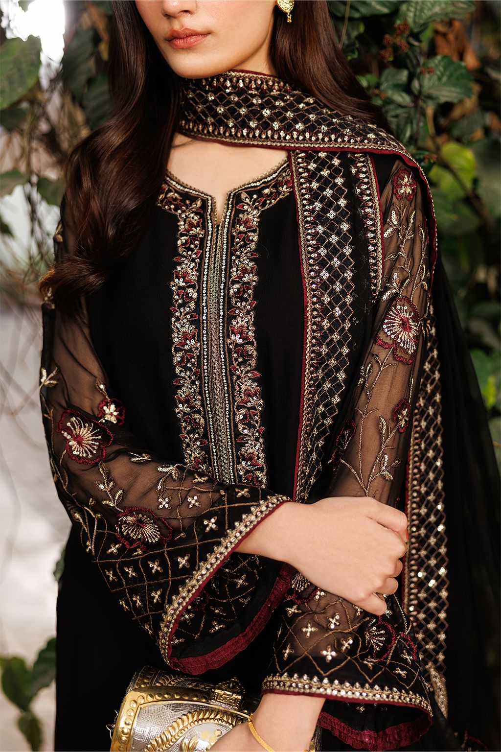 Iznik Chiffon Embroidered Collection