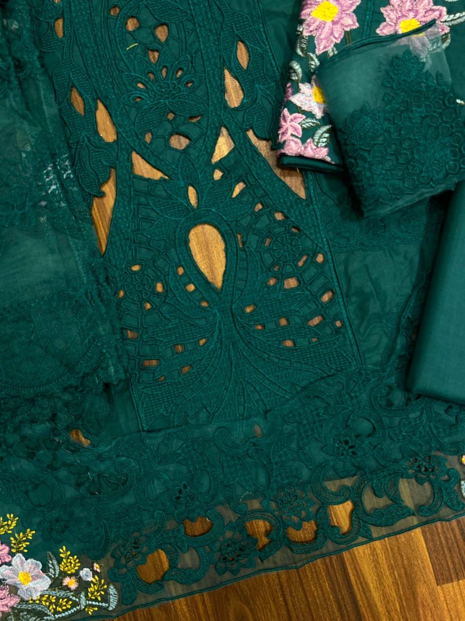 ELAF LAWN COLLECTION