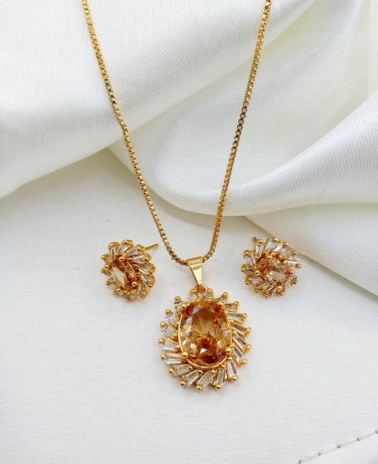 China gold plated locket set